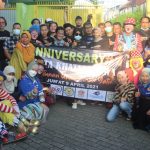 Badut Tangerang Raya Meriahkan Santunan Yatim pada HUT Ke-1 Media Fakta Khatulistiwa