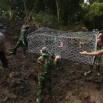 Satgas Zeni TNI AD Mulai Rekonstruksi Jembatan di Kabupaten Bima NTT
