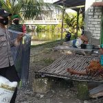 Tak Tega Warganya Tidur Beralas Lantai, Begini Yang Dilakukan Bhabinkamtibmas Dan Babinsa Gresik Di Bulan Ramadhan