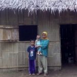 Kisah Pilu Pasutri Tunawicara di Bungo yang Tinggal di Gubuk Bambu Tak Layak Huni Bersama Anaknya
