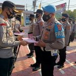 Sejumlah Personel Polres Tulang Bawang Barat Dapat Penghargaan dari Kapolres