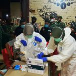 Terjaring Operasi PPKM, Pengunjung Warkop Tes Usap Antigen Ditempat