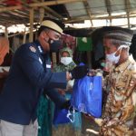 Didatangi Tim Jum’at Barokah Polda Banten, Dengan Mata Berkaca-kaca Sanusi Ucapkan Terima Kasih