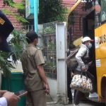 Pemprov DKI Jakarta Operasikan Bus Sekolah 24 Jam untuk Angkut Warga Terpapar Covid-19