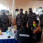 Suka Cita Masyarakat Maritim Sambut Serbuan Vaksin TNI AL