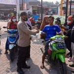 PPKM Darurat Tim Satgas Covid-19 Desa Cikande Permai Gelar Operasi Yustisi Didepan Kantor Desa
