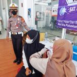 Satlantas Lhokseumawe Sambangi Dealer Motor Gelar Vaksinasi Mobile