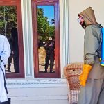 Satbrimobda Aceh Kembali Semprot Disinfektan di Pemukiman Warga