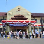 Polres Serang Bagikan Paket Sembako Untuk Para Jurnalis