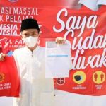 Ajak Masyarakat Tak Takut dan Ragu, Santri Lebak Jalani Vaksinasi Covid-19