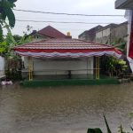 Akibat Saluran di Cor Perumahan Cluster di Parung Serap Kota Tangerang Tergenag Banjir