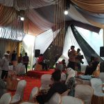 Massa PPKM Level 3, Polsek Jawilan Bubarkan Resepsi Pernikahan di Desa Kareo
