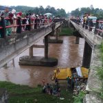 Sopir Tewas di Tempat Usai Truck Box Terjun ke Sungai