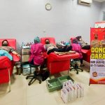 Peduli Sesama, Puluhan Polwan Gresik Donor Darah