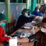 Melalui Mobil Vaksin Keliling Pemprov DKI Jakarta, 304 Warga Karet Kuningan Disuntik Vaksin COVID-19