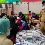 Berkolaborasi dengan EPIC USAID, Pemprov DKI  Vaksin 220 Warga Batu Ampar