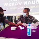 Gandeng Puskesmas Cileungsi, TNI AL Targetkan Vaksinasi 800 Warga Villa Dayeuh