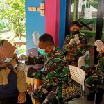 Percepat Penanganan Covid-19, Koramil 04 Cengkareng Gelar Vaksinasi Massal di RPTRA Mawar Duri Kosambi