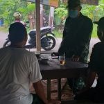 Cegah Penyebaran Covid-19, Anggota Koramil 03/Serpong Ingatkan Prokes dan Vaksin