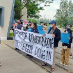 Kental Aroma Korupsi,Mahasiswa Minta Kejari Cikarang Periksa Kepala DPMPTSP Kabupaten Bekasi