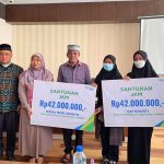 Dua Ahli Waris Honorer Dinas Pendidikan Lhokseumawe Terima Santunan JKM dari BPJamsostek