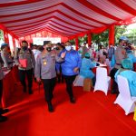 Kapolri Kunjungi Kegiatan Vaksinasi di PT. Fajar Surya Wisesa Tbk