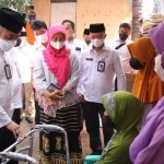 Hamimah Warga Wijaya Kusuma Yang Sakit Sangat Senang Dikunjungi Walikota Jakarta Barat