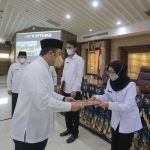 Serahkan SK CPNS Tahun 2021, Arief Harapkan Kontribusi CPNS Untuk Kemajuan Kota Tangerang