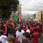 Ribuan Massa Aksi Damai Amisabi Tabagsel Jilid III Tiba Digedung DPRD Padangsidimpuan