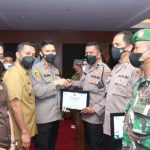 Capai Vaksinasi Lansia Dosis II Di Paluta Lebih 70 Persen, Dua Polsek Jajaran Polres Tapsel Raih Penghargaan