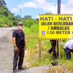 Jelang Arus Mudik, Dishub Bersama Polres Tapsel Pasang Rambu  Pada Titik Rawan Longsor Dan Jalan Amblas