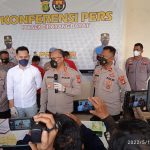 Polsek Cikarang Barat Bekasi Bekuk Dua Pelaku Spesialis Rumsong