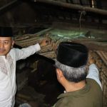 Wali Kota Jakbar Survei Rumah Yang Akan Dibedah di Bantaran Kali Semongol Tegal Alur