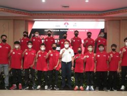 Menpora Lepas Tim Sepak Bola Junior Indonesia Berlaga di Gothia Cup Swedia