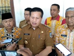 Buka Kegiatan Sosialisasi PPID Kabupaten Sarolangun,PJ bupati : Harus Transparan dan Akuntabel