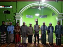 Bhabinkamtibmas Polsek Limun Jalin Silaturahmi Melalui Sholat Subuh Berjamaah