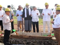 Peletakan Batu Pertama, Wabup Sukabumi Ajak Yayasan Al Jabar Tingkatkan Mutu Pendidikan
