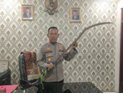 Hendak Tawuran Bawa Klewang 1,5 Meter, Bocil Ini Diamankan Polsek Sepatan