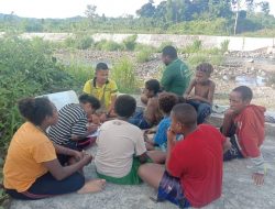 Mengekspresikan Kritik Sosial Soal Papua Lewat Puisi