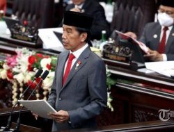 Presiden Jokowi Resmi NAIKKAN Harga BBM Pertalite, Solar, Hingga Pertamax Sore Ini