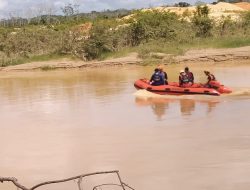 Tim Basarnas Terus Lakukan Pencarian Korban Tengelam di Sungai Batang Limun