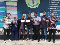 Tiga Atlet Berprestasi, Mahasiswa UMB Mendapatkan Bonus dari Yayasan