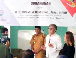 Budiman Sudjatmiko Resmikan TelkoDesa+ Sukamanah