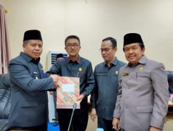 DPRD Sarolangun Gelar Paripurna Tingkat I Tahap III