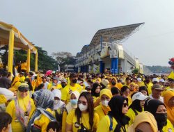 HUT Partai Golkar Ke 58, Ribuan Warga Kuningkan Stadion Benteng Reborn