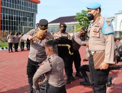 Kapolres Gresik Ingatkan Personil Agar Bisa Menilai Ajakan Senior, Mana Yang Baik Dan Tidak