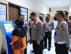 Pastikan Pelayanan Prima, Kapolres Gresik : Polisi Sebagai Pelayan Masyarakat Harus Benar Benar Memuaskan