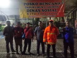Banjir, Dinsos dan BPBD Kota Tangerang Buka Dapur Umum di Area Kecamatan Priuk