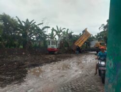 Antisipasi Banjir PUPR Kota Tangerang Tinggikan Tanggul Pembatas di Perumahan Garden City