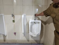 Baru Diperbaiki Toilet di Gedung B Kantor Walikota Jakbar Masih Bocor Pegawai Sebut, Pengerjaannya Asal Jadi